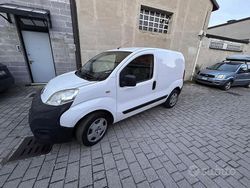 Bianco Usata 2016 Fiat Fiorino Monovolume | 5999 €
