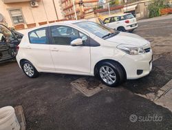 Bianco Usata 2012 Toyota Aygo Connect Style Due volumi | 6500 € (Buon prezzo)