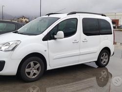 Bianco Usata 2016 Peugeot Partner Monovolume | 9500 € (Molto cara)