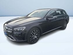 Nero Usata 2022 Mercedes 220 Business Station wagon | 34.900 € (Buon prezzo)