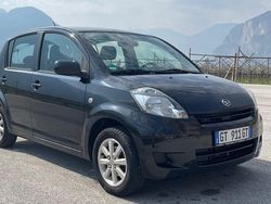 Nero Usata 2011 Daihatsu Sirion Due volumi | 4490 €