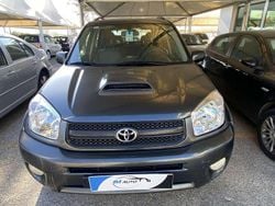 Grigio Usata 2005 Toyota RAV4 Sol SUV | 2490 € (Super prezzo)