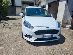 Bianco Usata 2018 Ford Fiesta ST-Line Due volumi | 10.000 € (Buon prezzo)