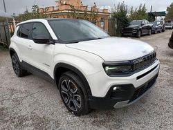 Bianco Nuova 2025 Jeep Avenger Summit SUV | 28.970 € (Buon prezzo)