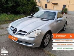Usata 2007 Mercedes SLK200 Cabrio | 13.490 €