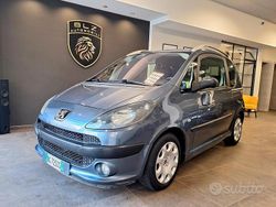Grigio Usata 2007 Peugeot 1007 Monovolume | 2800 €