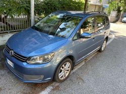 Blu/azzurro Usata 2011 VW Touran Highline Monovolume | 5800 € (Buon prezzo)