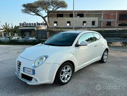 Bianco Usata 2010 Alfa Romeo MiTo Due volumi | 1999 € (Super prezzo)