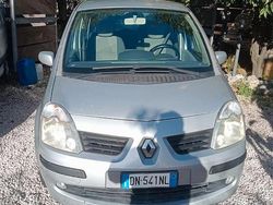Usata 2008 Renault Modus Monovolume | 1800 €