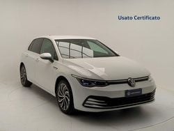 Bianco Usata 2022 VW Golf VIII Style Due volumi | 26.200 € (Buon prezzo)