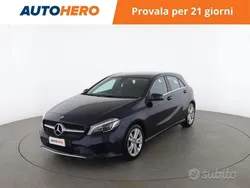 Blu Usata 2018 Mercedes A180 Tre volumi | 14.899 € (Buon prezzo)