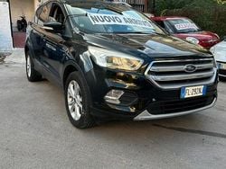 Nero Usata 2017 Ford Kuga ST-Line SUV | 12.990 € (Cara)