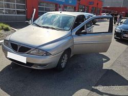Grigio Usata 2003 Lancia Ypsilon Due volumi | 1450 € (Ottimo prezzo)