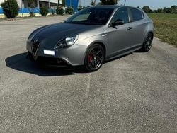 Grigio Usata 2014 Alfa Romeo Giulietta Quadrifoglio Verde Tre volumi | 17.000 € (Molto cara)