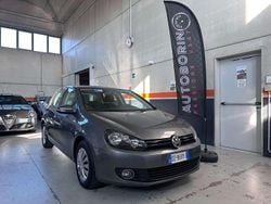 Grigio Usata 2010 VW Golf VI Trendline Tre volumi | 5900 € (Buon prezzo)