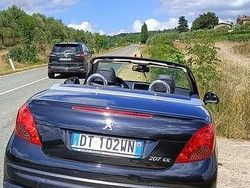 Usata 2009 Peugeot 207 CC Roland Garros Cabrio | 4200 € (Buon prezzo)