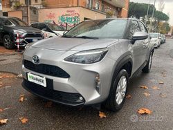 Grigio Usata 2022 Toyota Yaris Cross Business Edition SUV | 20.800 € (Buon prezzo)