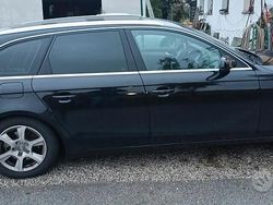 Nero Usata 2012 Audi A4 Ambiente Tre volumi | 7400 € (Buon prezzo)