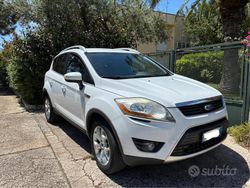 Bianco Usata 2012 Ford Kuga SUV | 5000 € (Buon prezzo)