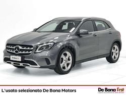 Grigio scuro met. Usata 2021 Mercedes GLA180 SUV | 19.990 € (Ottimo prezzo)