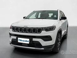 Bianco Usata 2024 Jeep Compass Altitude SUV | 26.331 € (Buon prezzo)