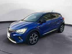 Blu scuro Usata 2022 Renault Captur Intens SUV | 16.200 € (Buon prezzo)