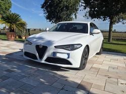 Usata 2017 Alfa Romeo Giulia Super Tre volumi | 20.000 € (Cara)
