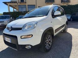 Bianco Usata 2017 Fiat Panda 4x4 S Due volumi | 11.500 € (Buon prezzo)