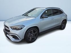 Blu metallizzato Usata 2025 Mercedes GLA200 AMG Line Premium SUV | 48.400 € (Molto cara)