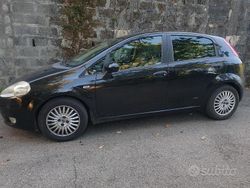 Usata 2006 Fiat Grande Punto Due volumi | 2200 €