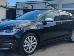 Nero Usata 2015 VW Golf Edition Tre volumi | 11.990 € (Buon prezzo)