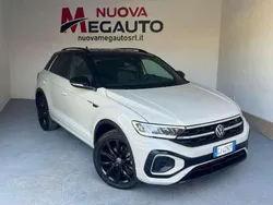 Beige Usata 2022 VW T-Roc R-line SUV | 24.990 € (Buon prezzo)
