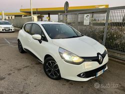 Usata 2015 Renault Clio IV Tre volumi | 6500 € (Molto cara)
