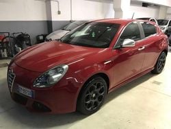 Rosso Usata 2012 Alfa Romeo Giulietta Exclusive Tre volumi | 5900 € (Ottimo prezzo)