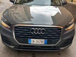 Grigio Usata 2018 Audi Q2 Business SUV | 17.500 € (Buon prezzo)