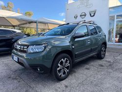 Verde Usata 2023 Dacia Duster Extreme SUV | 16.490 € (Ottimo prezzo)