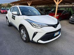 Bianco Usata 2022 Toyota C-HR Lounge SUV | 18.890 € (Buon prezzo)