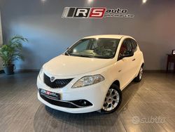 Bianco Usata 2016 Lancia Ypsilon Gold Due volumi | 7490 € (Buon prezzo)