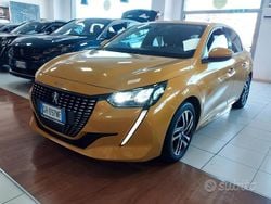 Giallo Usata 2022 Peugeot 208 Allure Due volumi | 13.900 € (Buon prezzo)