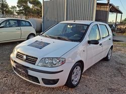Bianco Usata 2003 Fiat Punto Due volumi | 2299 € (Cara)