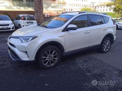 Bianco Usata 2017 Toyota RAV4 Hybrid Lounge SUV | 16.800 € (Buon prezzo)