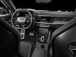 Nero mythos met. Nuova 2025 Audi RS3 Sportback Due volumi | 74.990 €