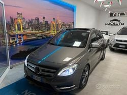 Grigio Usata 2012 Mercedes B200 Premium Monovolume | 7500 € (Buon prezzo)