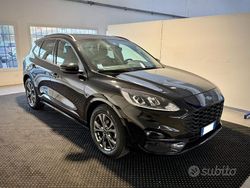 Nero metallizzato Usata 2024 Ford Kuga ST-Line SUV | 22.900 € (Ottimo prezzo)