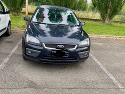 Usata 2006 Ford Focus Tre volumi | 1300 € (Cara)