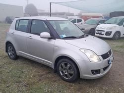 Grigio Usata 2009 Suzuki Swift GL Tre volumi | 3900 € (Buon prezzo)
