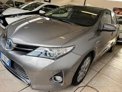 Toyota Auris Hybrid