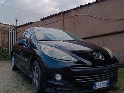 Nero Usata 2010 Peugeot 207 Due volumi | 2500 € (Super prezzo)