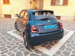 Usata 2022 Fiat 500e Due volumi | 16.800 € (Buon prezzo)