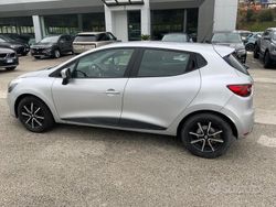 Argento Usata 2017 Renault Clio IV Zen Tre volumi | 4800 € (Ottimo prezzo)